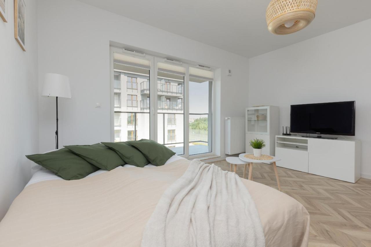Ursus Sunny Studio For 4 Guests With Parking & Balcony By Noclegi Renters Warschau Exterior foto