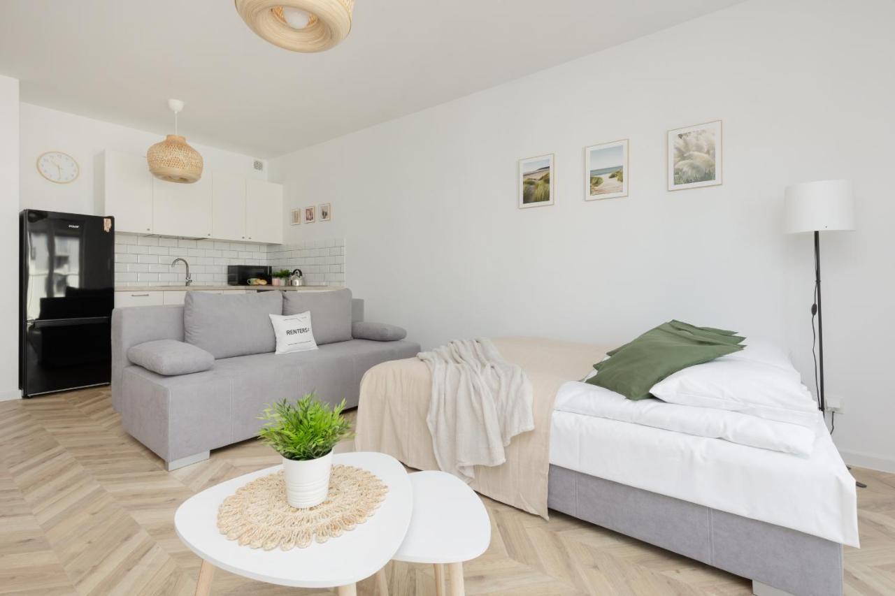 Ursus Sunny Studio For 4 Guests With Parking & Balcony By Noclegi Renters Warschau Exterior foto
