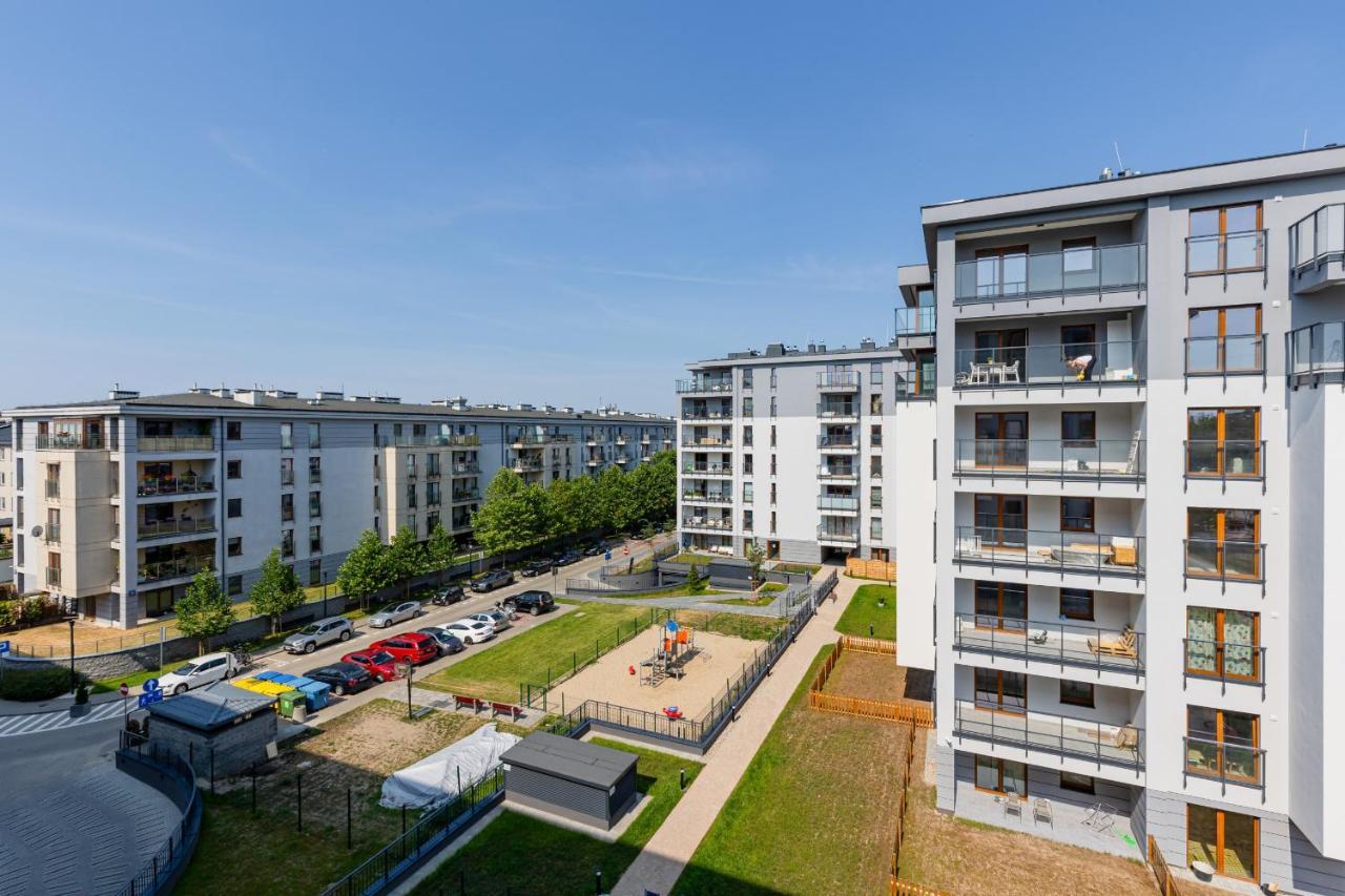 Ursus Sunny Studio For 4 Guests With Parking & Balcony By Noclegi Renters Warschau Exterior foto